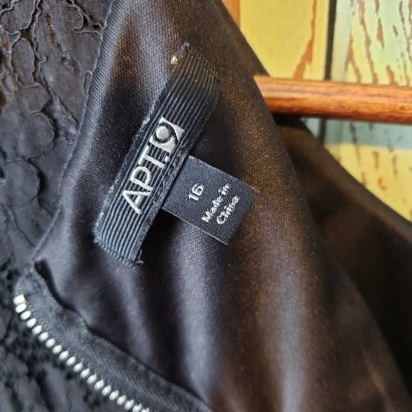 Apt 9 Black lace dress size 16 - Picture 3 of 6